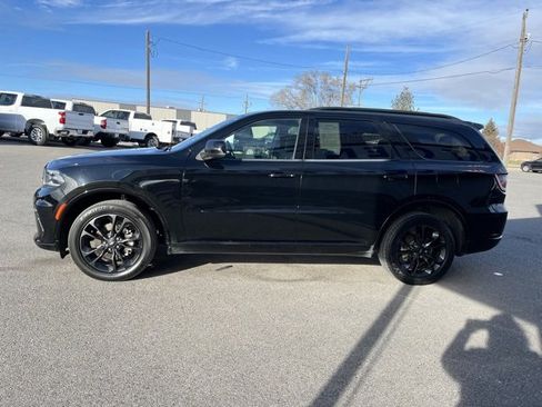 Used 2023 Dodge Durango GT w/ Blacktop Package image 9