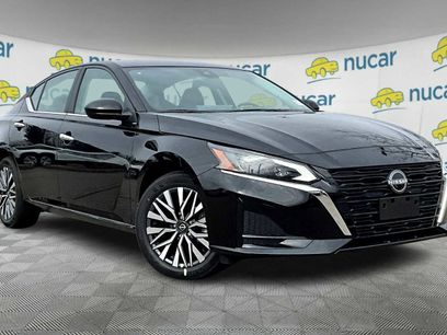 New 2025 Nissan Altima 2.5 SV w/ SV Premium Package