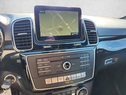 Used 2017 Mercedes-Benz GLS 450 4MATIC image 11