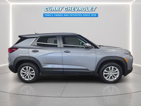 Used 2023 Chevrolet TrailBlazer LS image 14