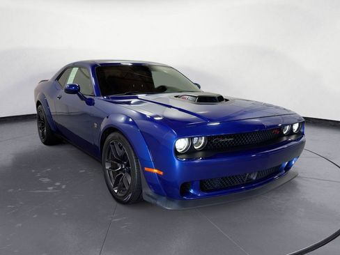 Used 2022 Dodge Challenger R/T Scat Pack RWD image 1