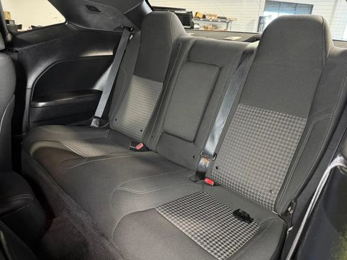 Used 2018 Dodge Challenger SXT RWD image 13