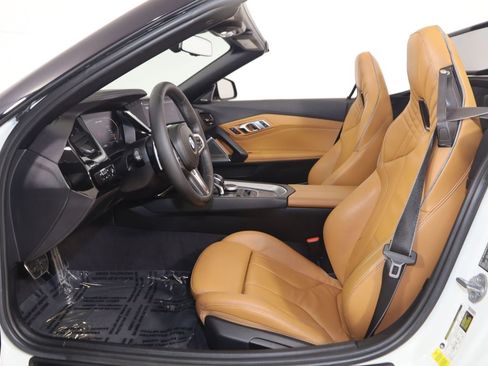 Used 2020 BMW Z4 M40i w/ Executive Package RWD image 12