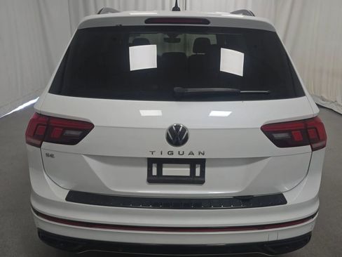 Used 2023 Volkswagen Tiguan SE R-Line image 3