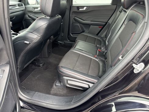 Used 2025 Ford Escape ST-Line FWD image 17