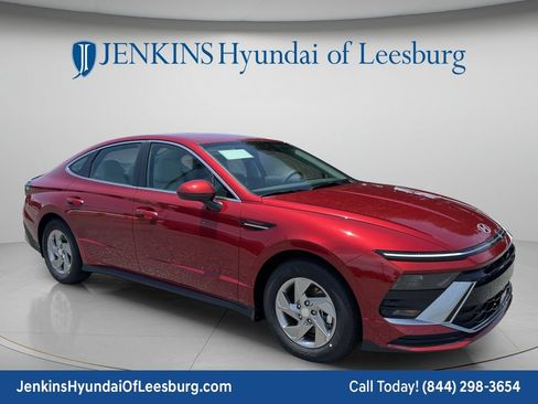 New 2026 Hyundai Sonata SE FWD image 1