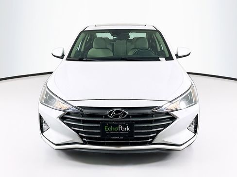 Used 2020 Hyundai Elantra Value Edition w/ Winter Weather Package FWD image 2