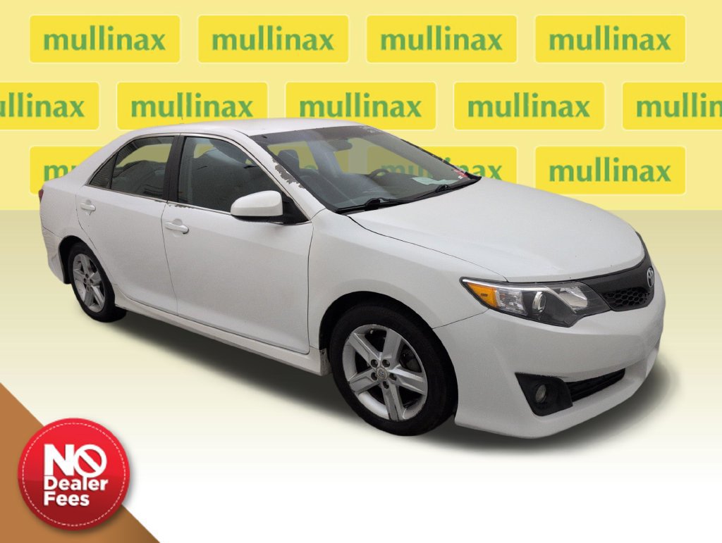 Used 2013 Toyota Camry SE FWD 360° Tour