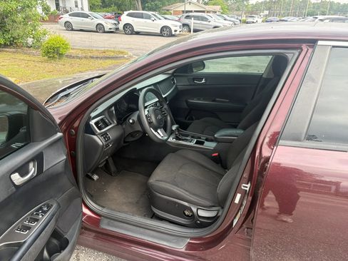Used 2020 Kia Optima LX FWD image 5
