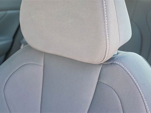 Certified 2025 Hyundai Elantra Sport image 27