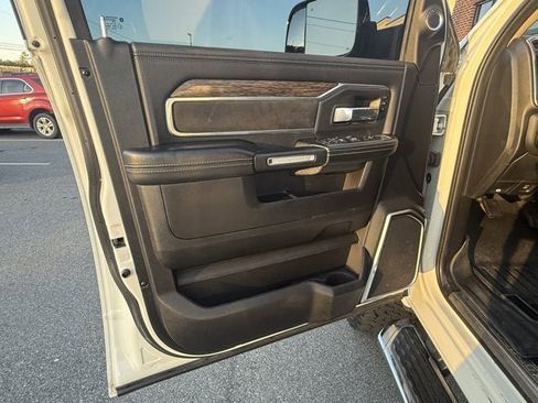 Used 2019 RAM 2500 Laramie image 20