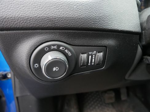 Used 2018 Jeep Compass Latitude w/ Popular Equipment Group AWD/4WD image 22