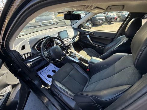 Used 2024 Mitsubishi Eclipse Cross SE image 9