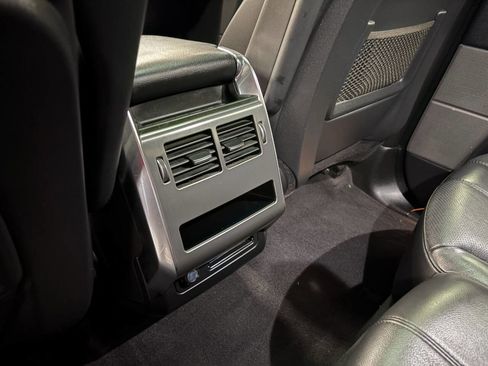 Used 2016 Land Rover Range Rover Sport SE image 18