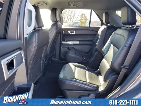 Used 2023 Ford Explorer XLT w/ Equipment Group 202A image 12