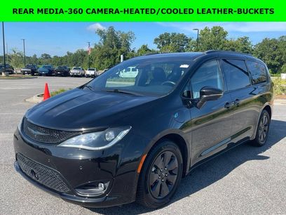 Used 2020 Chrysler Pacifica Limited