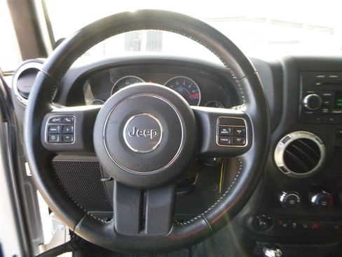 Used 2012 Jeep Wrangler Call of Duty image 13