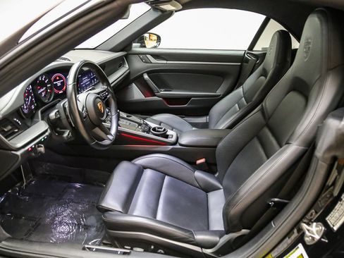 Certified 2022 Porsche 911 Carrera 4S AWD/4WD image 23