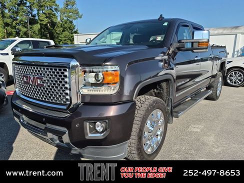 Used 2016 GMC Sierra 2500 Denali w/ Duramax Plus Package AWD/4WD image 1