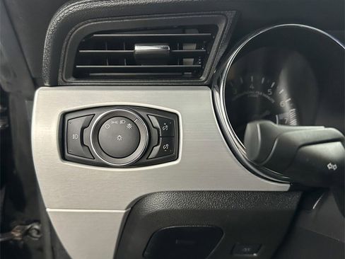 Used 2017 Ford Mustang GT Premium image 15