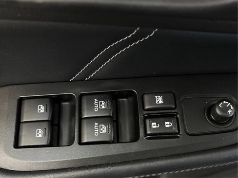 Used 2019 Subaru Outback 2.5i Limited AWD/4WD image 39