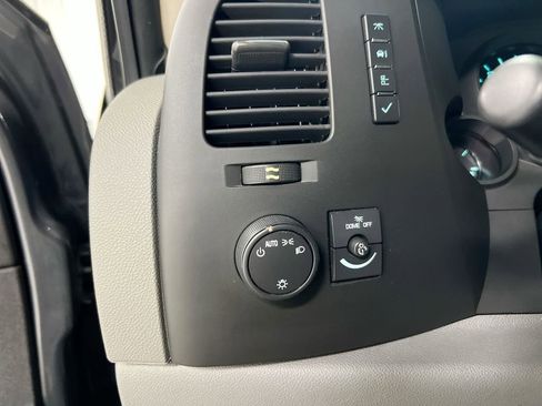 Used 2011 Chevrolet Silverado 1500 LS image 17