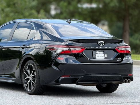 Used 2021 Toyota Camry SE AWD/4WD image 48