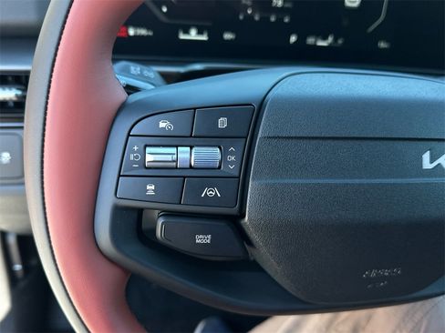 New 2026 Kia Sportage SX image 22