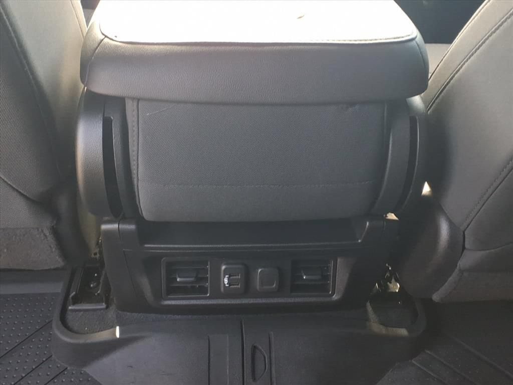 Used 2020 Chevrolet Silverado 1500 LT w/ Texas Edition RWD image 24