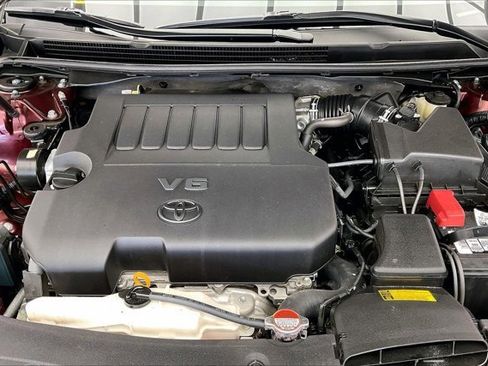 Used 2016 Toyota Avalon Limited image 9