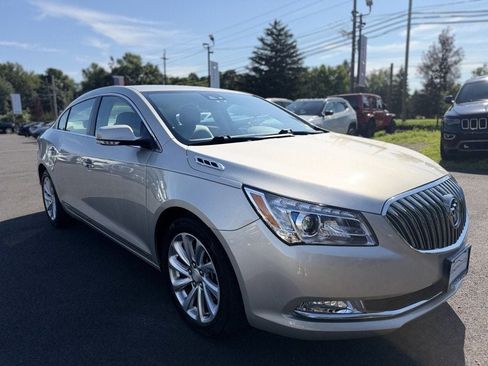 Used 2014 Buick LaCrosse Leather w/ Driver Confidence Package FWD image 2