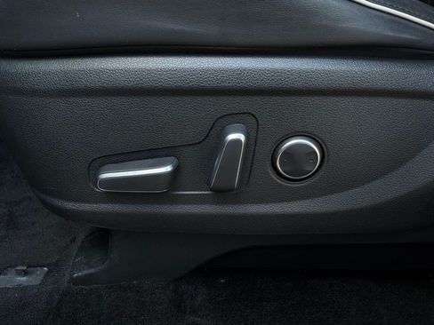 Used 2025 Hyundai Palisade SEL FWD image 11