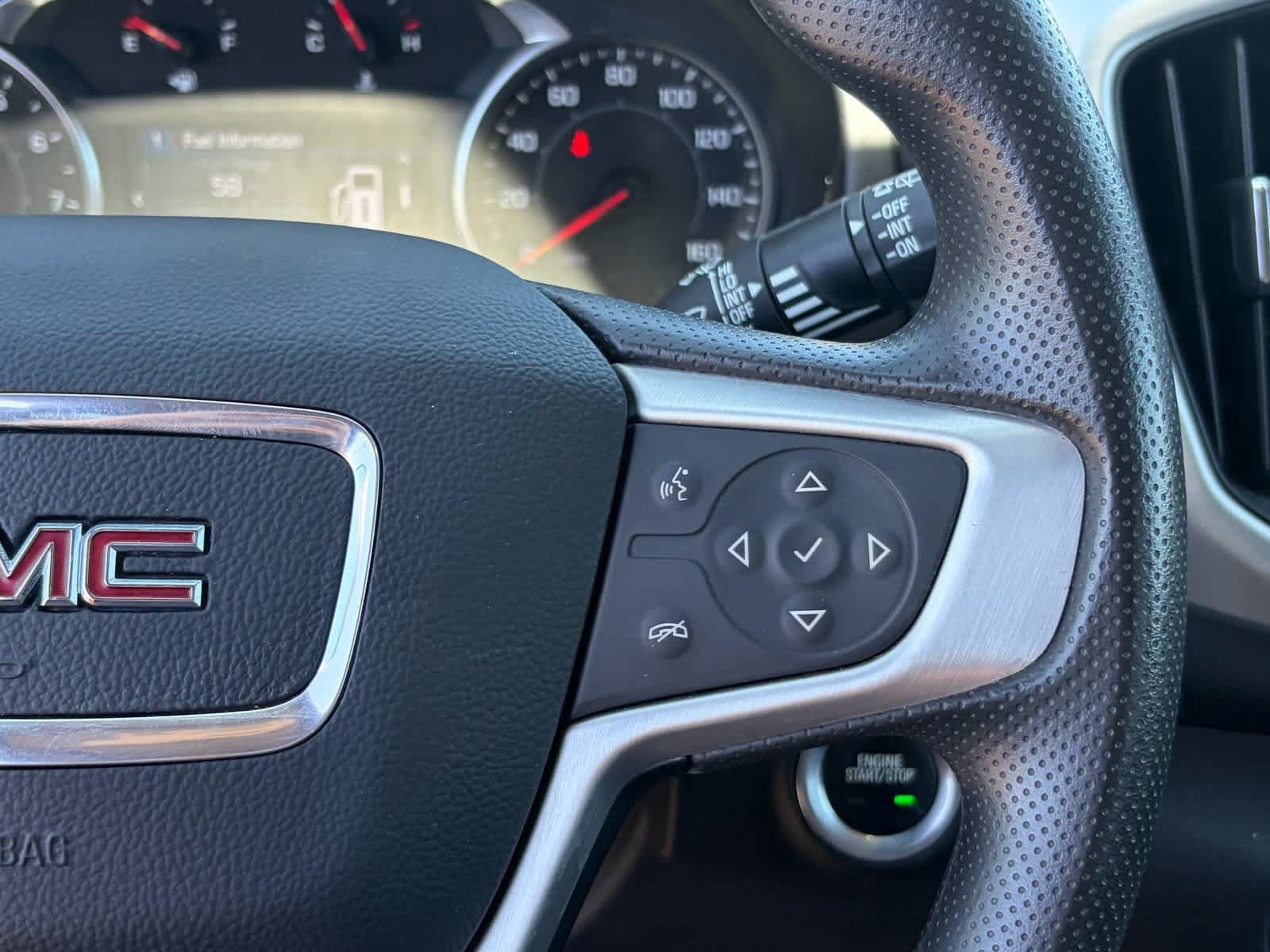 Used 2024 GMC Terrain SLE AWD/4WD image 16