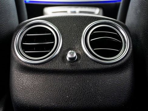 Used 2020 Mercedes-Benz E 350 4MATIC Sedan image 22