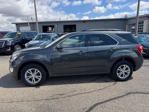 Used 2017 Chevrolet Equinox LT w/ Convenience Package image 3