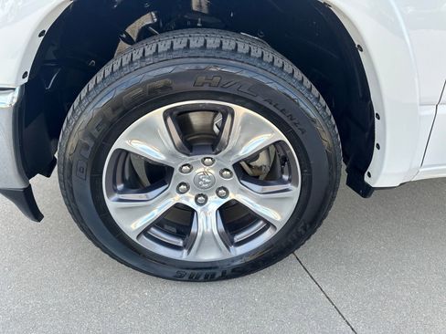 Used 2022 RAM 1500 Laramie image 14