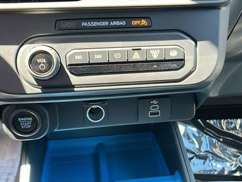 New 2026 Ford Maverick XLT FWD image 24