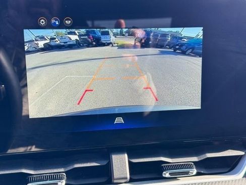 Used 2025 Chevrolet Equinox LT AWD/4WD image 26