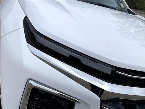 Used 2026 Chevrolet Traverse LT AWD/4WD image 30