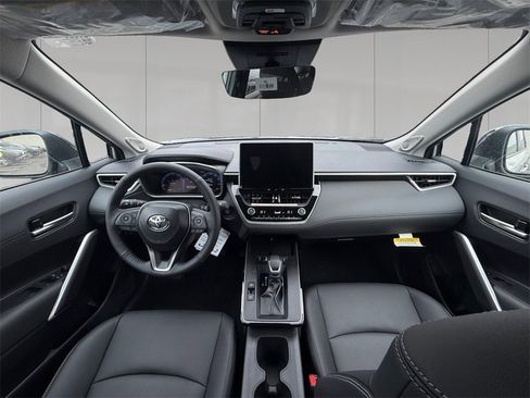 New 2026 Toyota Corolla Cross XLE w/ Convenience Package image 12