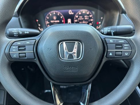 Used 2025 Honda Accord SE image 19