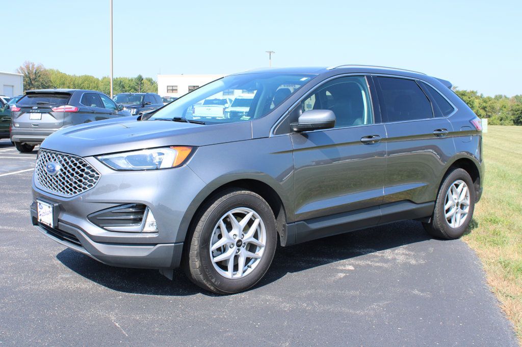 Certified 2023 Ford Edge ST-Line AWD/4WD image 3