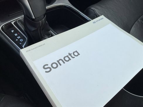 Used 2018 Hyundai Sonata Limited w/ Limited Ultimate Package 03 FWD image 39