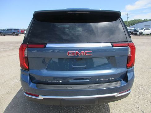 New 2026 GMC Yukon XL Elevation w/ Elevation Premium Package AWD/4WD image 5