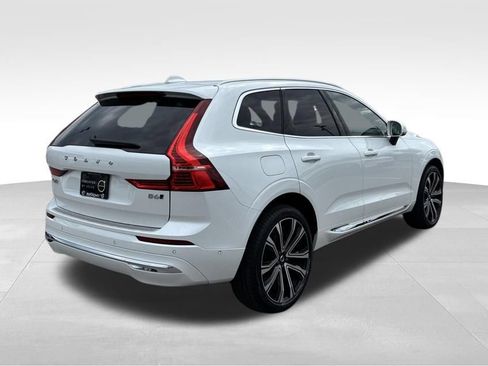 Certified 2023 Volvo XC60 B6 Ultimate w/ Protection Package Premier AWD/4WD image 38