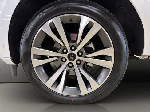 Used 2020 Ford Expedition Max Platinum AWD/4WD image 16