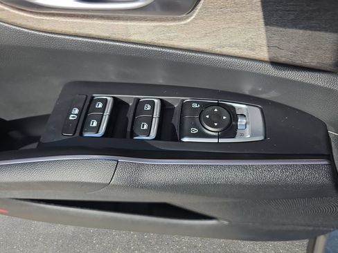 Used 2023 Kia Sorento S w/ Panoramic Sunroof Package AWD/4WD image 26