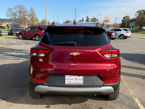 Certified 2025 Chevrolet TrailBlazer LT w/ LT Cold Weather Package image 4