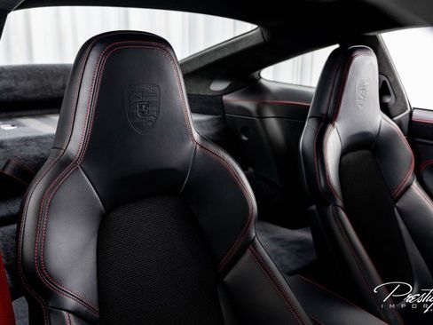 Used 2022 Porsche 911 GT3 image 40