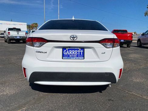 Used 2020 Toyota Corolla LE w/ Carpet Mat Package (TMS) FWD image 12
